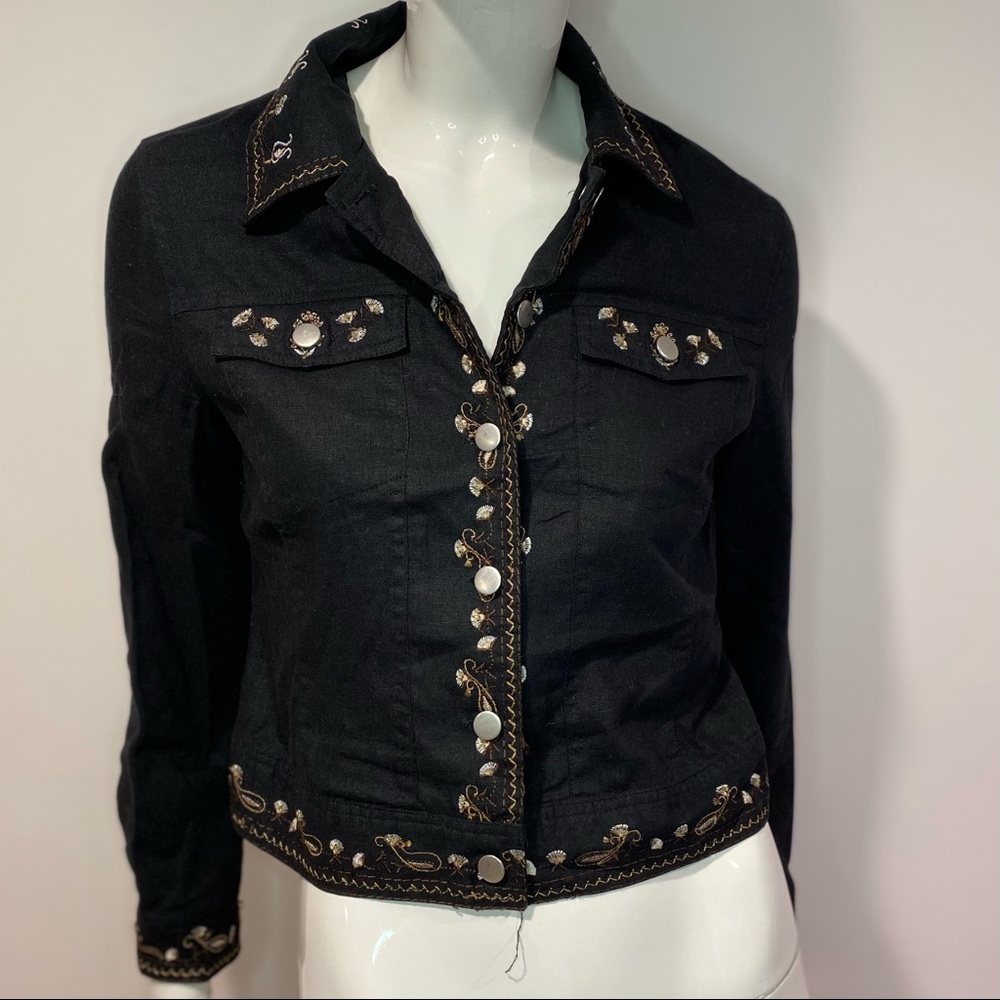Black collard jacket